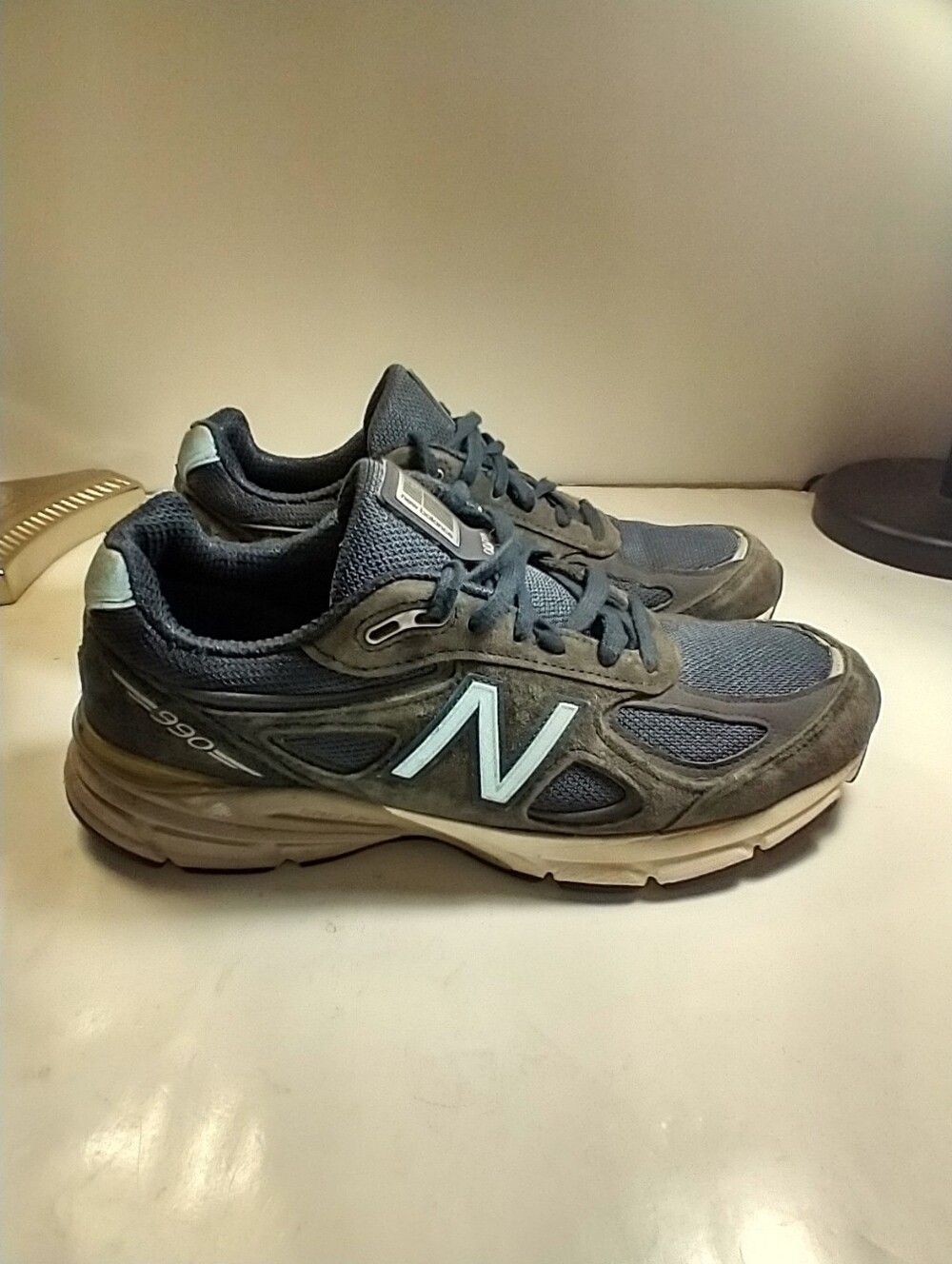 New Balance 990v4 Blue Running Shoes Sneakers Men's sz 8D (M990NV4).